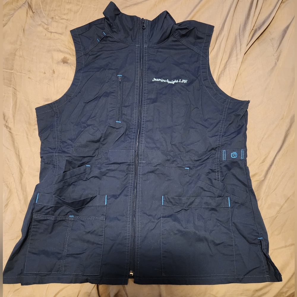 Large WonderWink Scrub Set (Vest top)